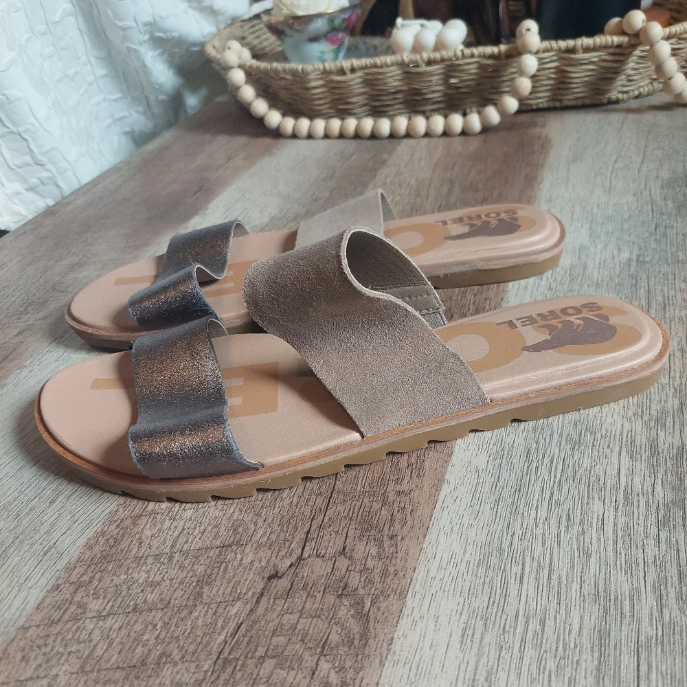Sorel Women's Sandal Ella II Slide Light Brown Silver Strap Size 9.5 Comfy